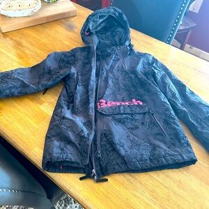 Bench snowboarding/ski jacket
